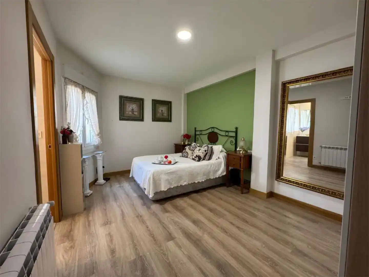 Bedroom of Flat for sale in Lovaina
