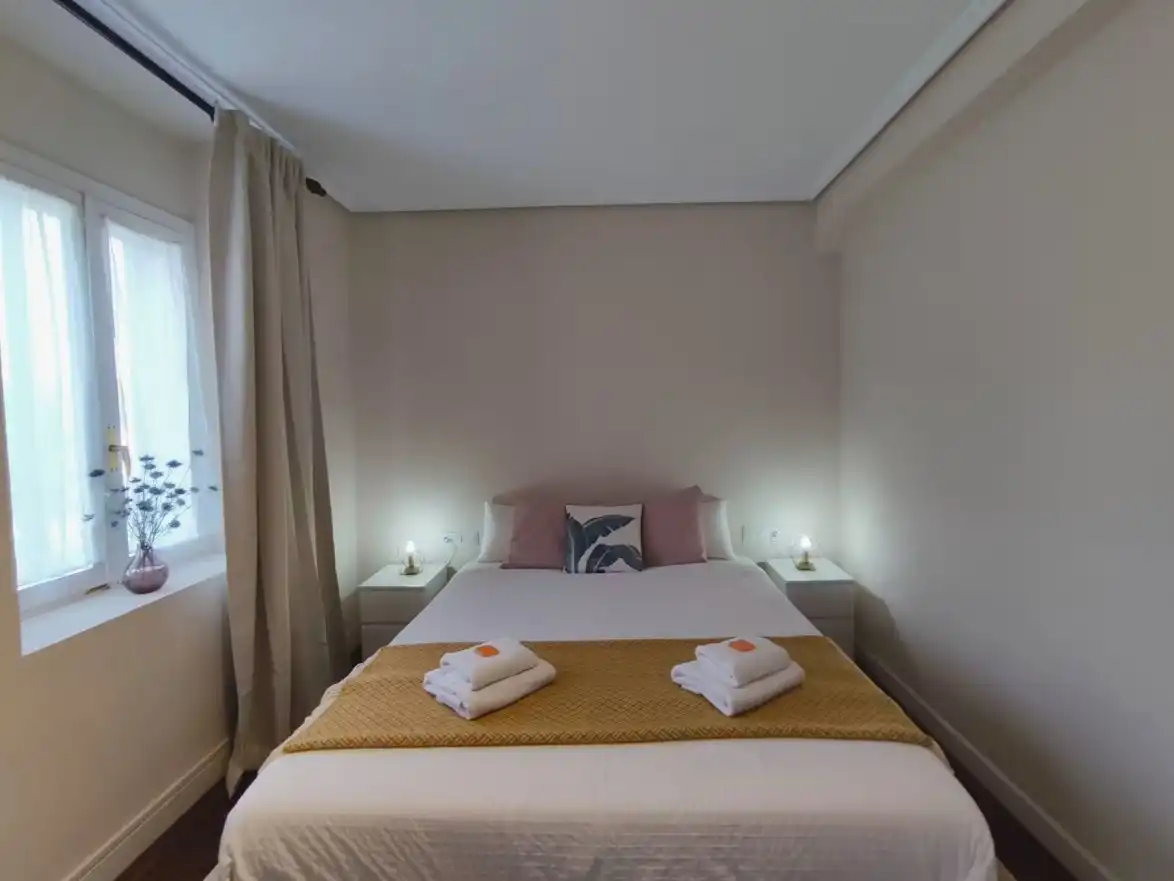 Bedroom of Flat for rent in Barrika  with Air Conditioner, Heating and Parquet flooring