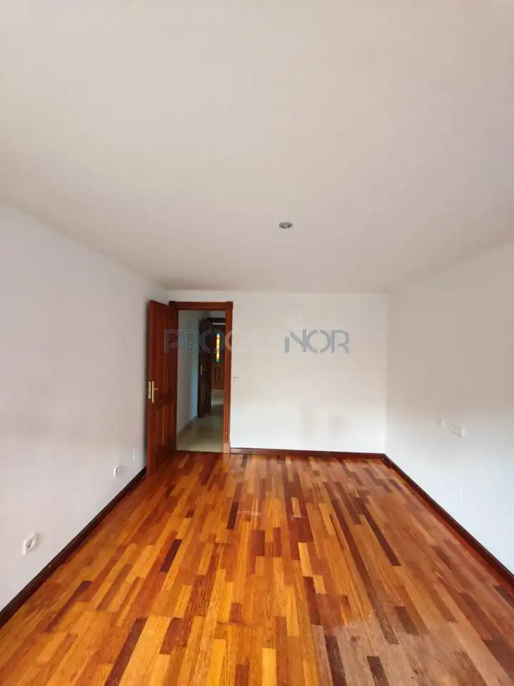 Habitación de Casa o chalet en venta en Sariegos con Calefacción, Jardín privado y Terraza