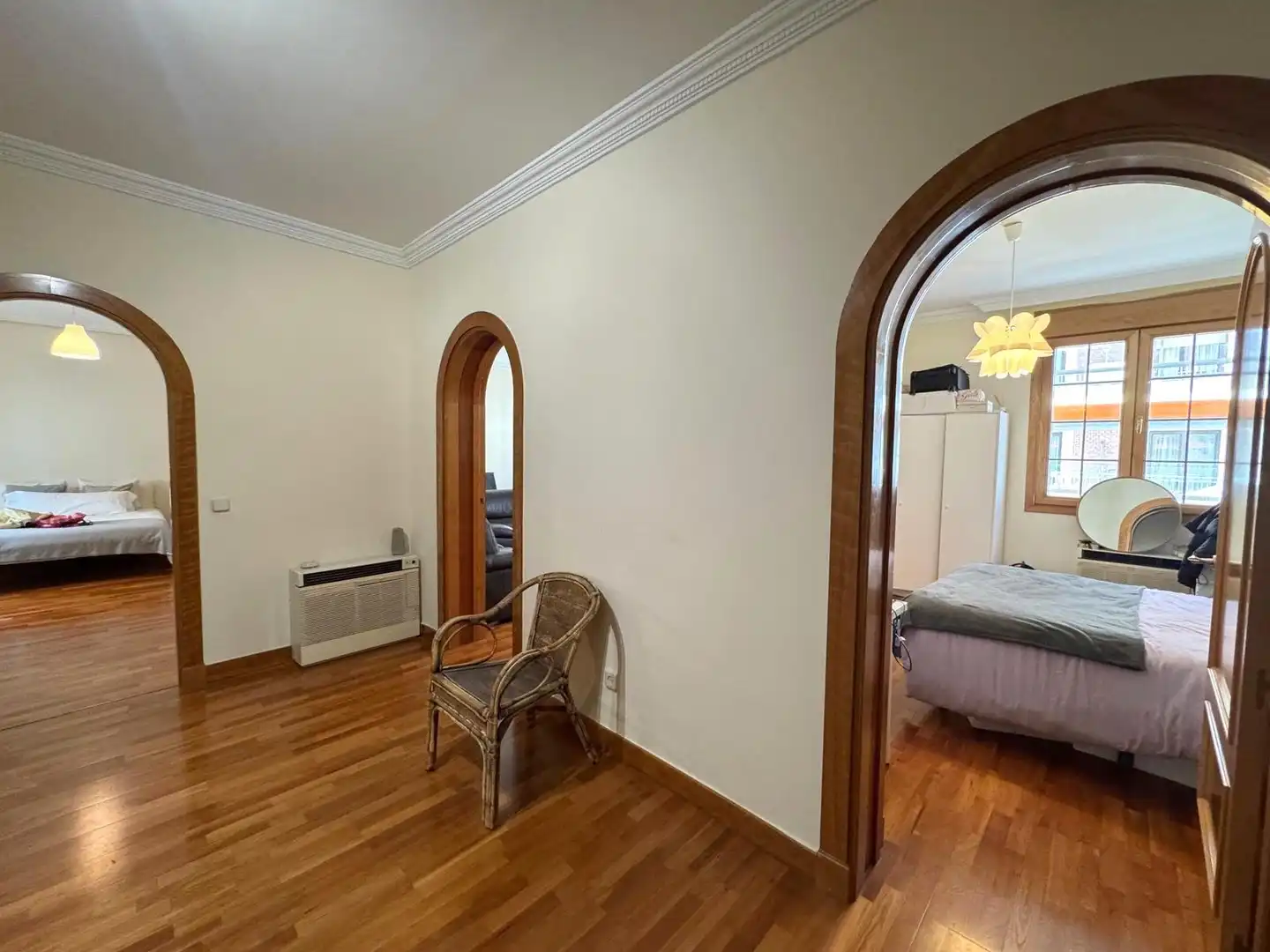 Bedroom of Flat for sale in Madrid  with Heating, Parquet flooring and Furnished