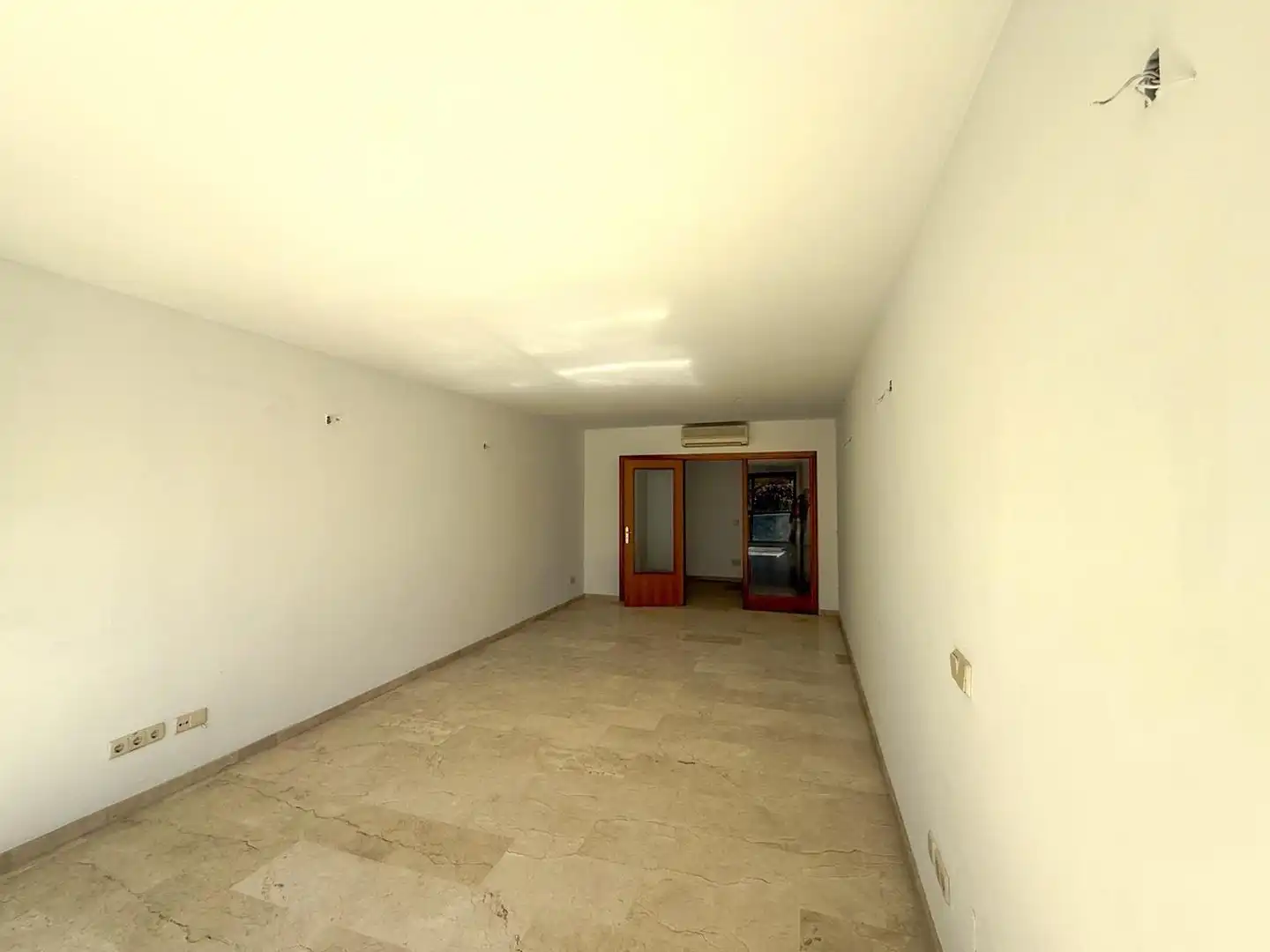 Haus zum Verkauf in  Palma de Mallorca mit Klimaanlage, Heizung und Privatgarten