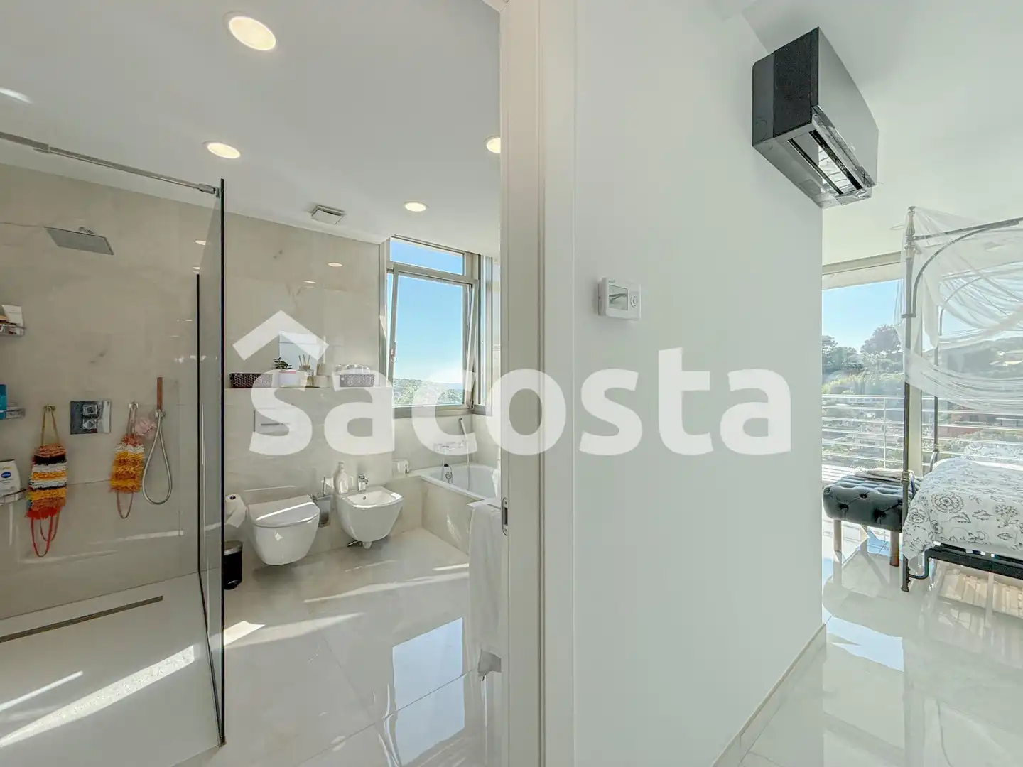 Bany de Casa o xalet en venda en Lloret de Mar amb Aire condicionat, Jardí privat i Terrassa