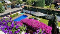 Piscina de Casa adosada en venda en Laredo amb Terrassa i Piscina