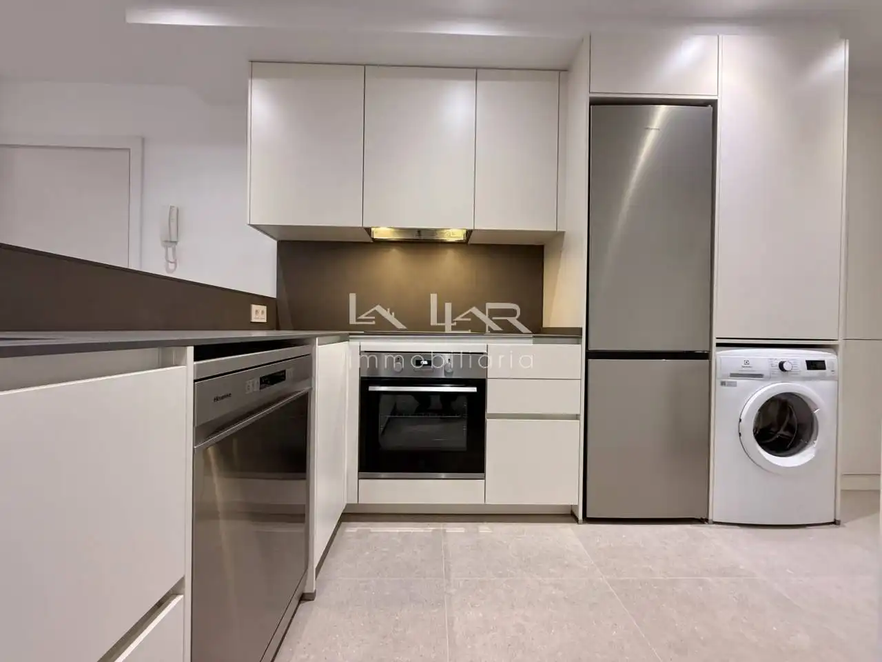 Cocina de Piso de alquiler en Vic con Calefacción y Balcón