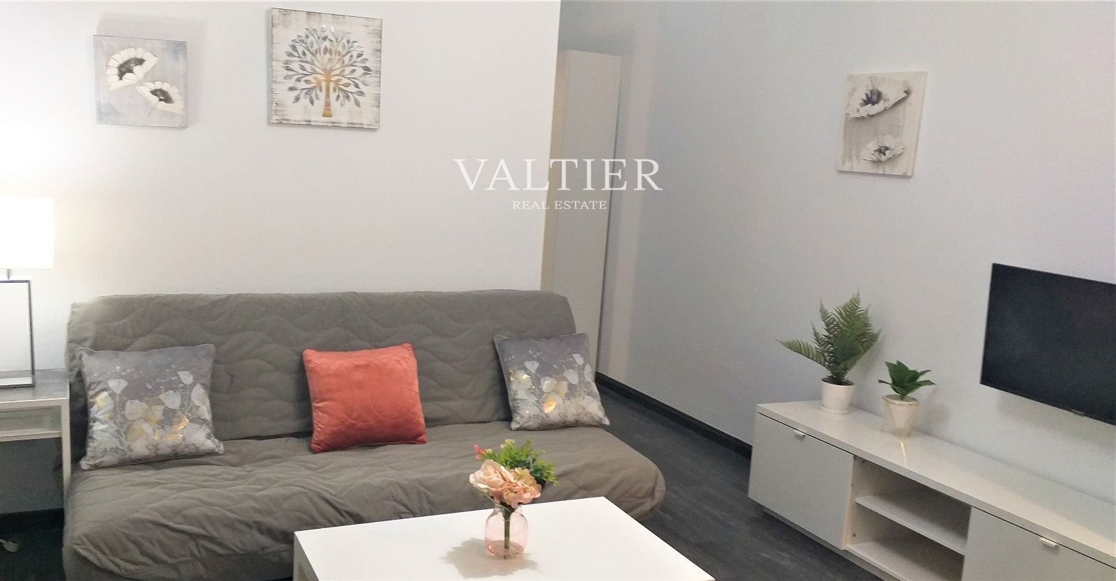 Bedroom of Flat for rent in  Madrid Capital  with Furnished