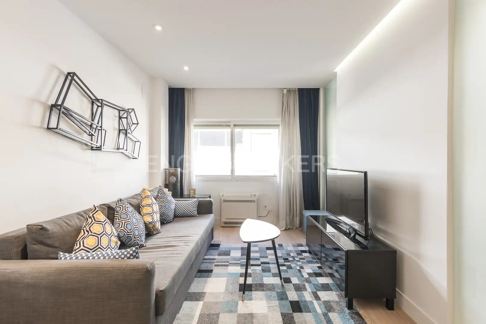Sala de estar de Piso de alquiler en Madrid con Aire acondicionado, Calefacción y Amueblado