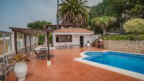 Exterior view of House or chalet for sale in El Sauzal  with Terrace and Swimming Pool