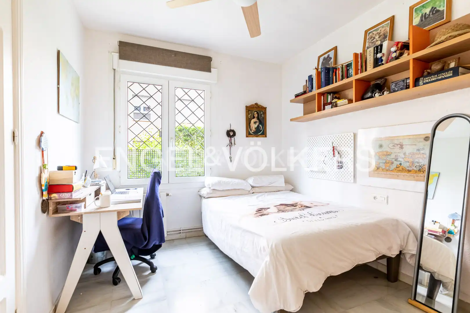 Habitación de Piso de alquiler en Sevilla con Aire acondicionado, Calefacción y Trastero