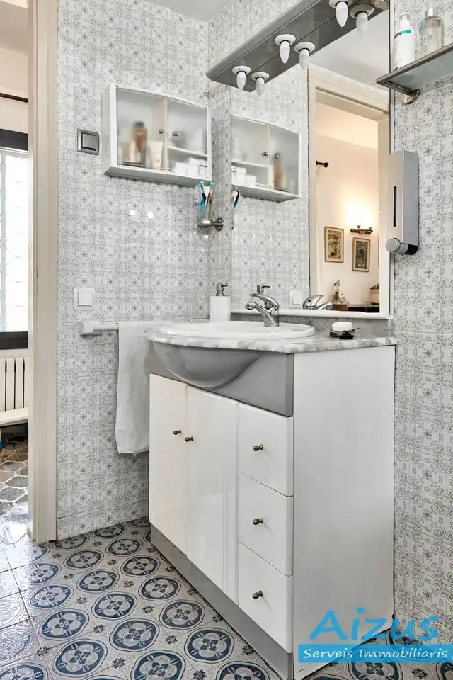 Baño de Casa o chalet en venta en Seva con Aire acondicionado, Calefacción y Jardín privado