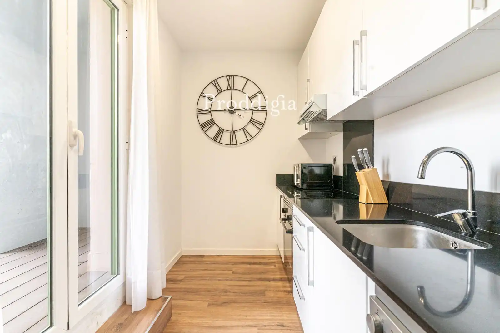 Penthouse with lift to rent in Balmes, imagen 18