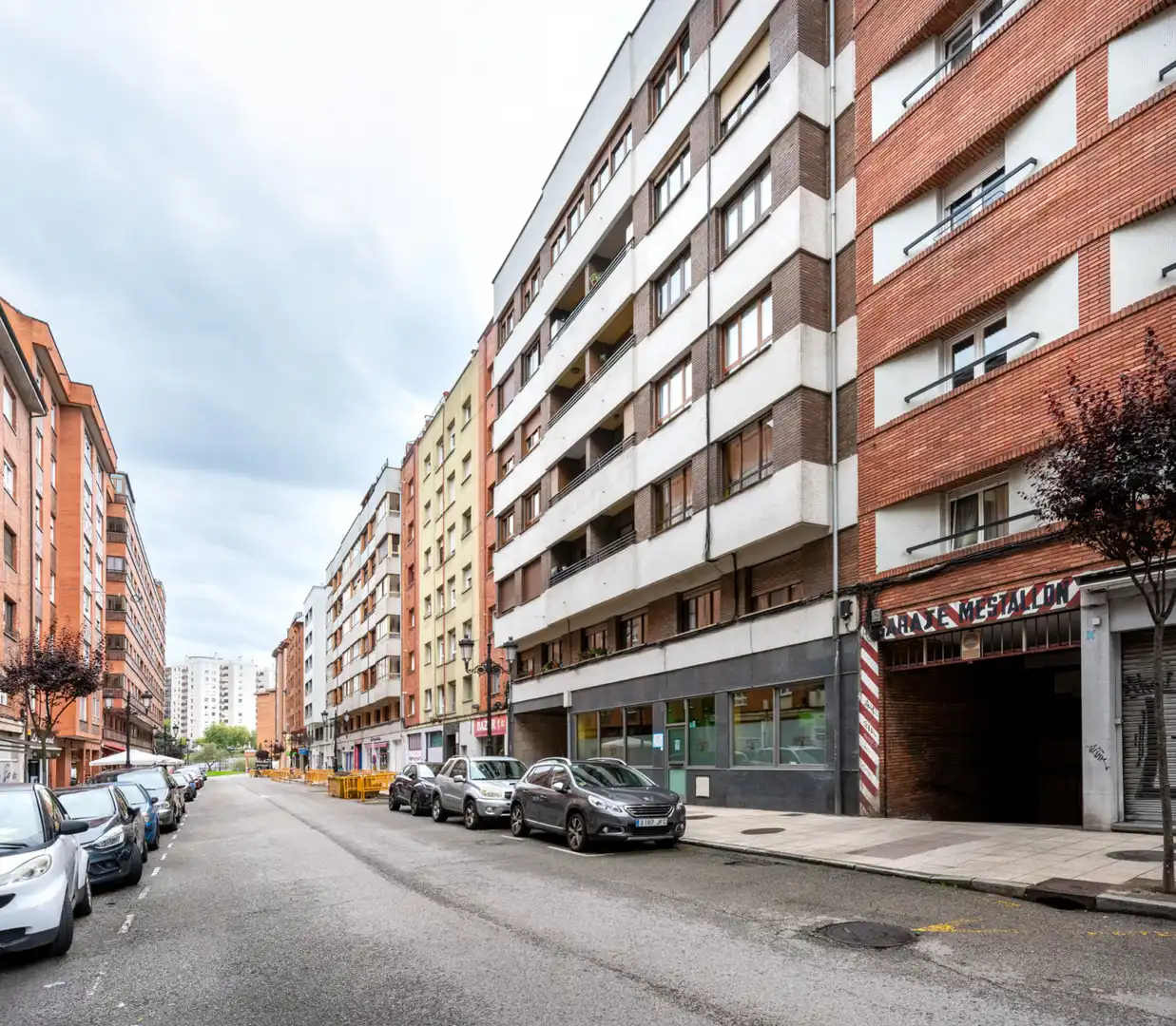 Flat for rent in Oviedo - CL SAN PEDRO MESTALLON, 8, Santo Domingo - El Campillín