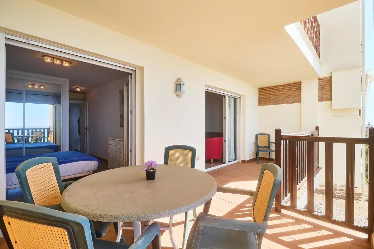 Apartment with pool for sale in del sol, imagen 11