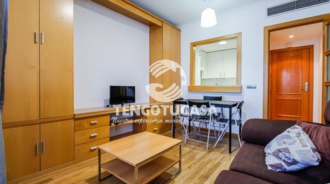 Foto 3 de Piso en venta en Calle de Belfast, Rejas, Madrid Capital