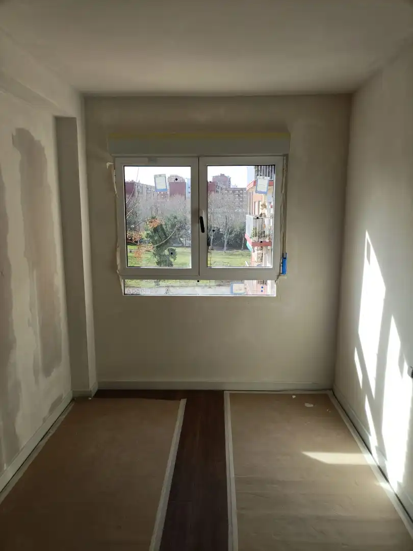 Habitación de Piso en venta en Valencia con Aire acondicionado, Parquet y Balcón