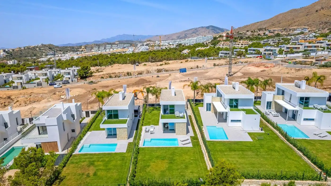 Xalet amb piscina en venda a Golf Bahía, imagen 4