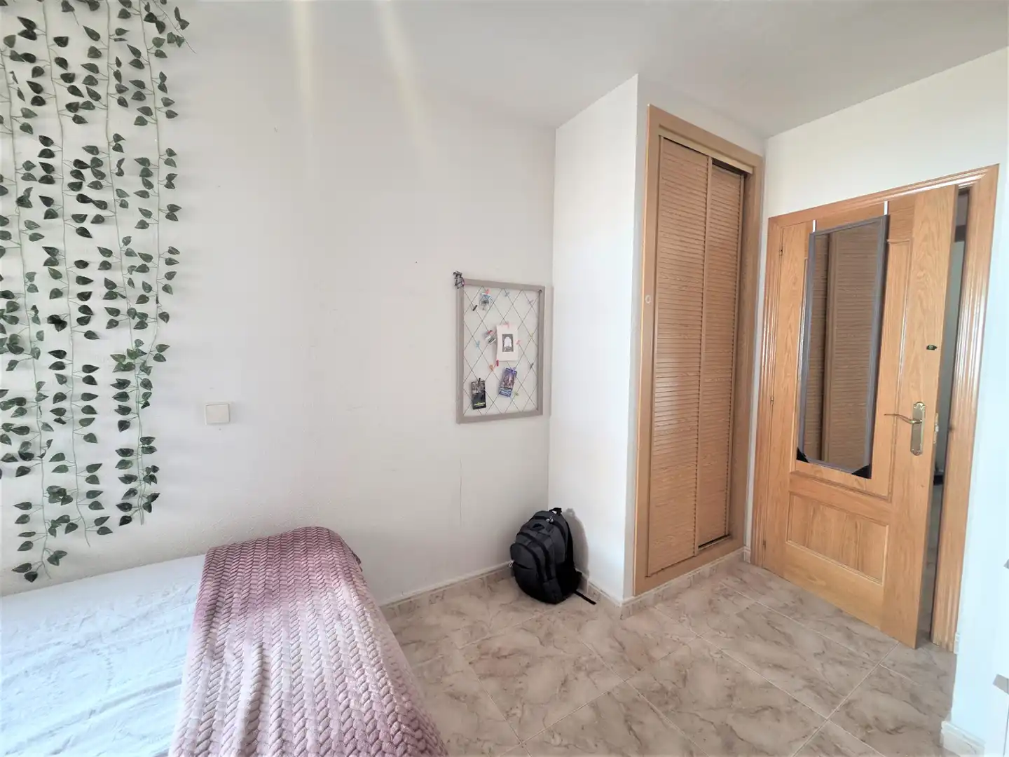 Bedroom of Flat for sale in Villanueva de la Cañada  with Air Conditioner, Heating and Furnished