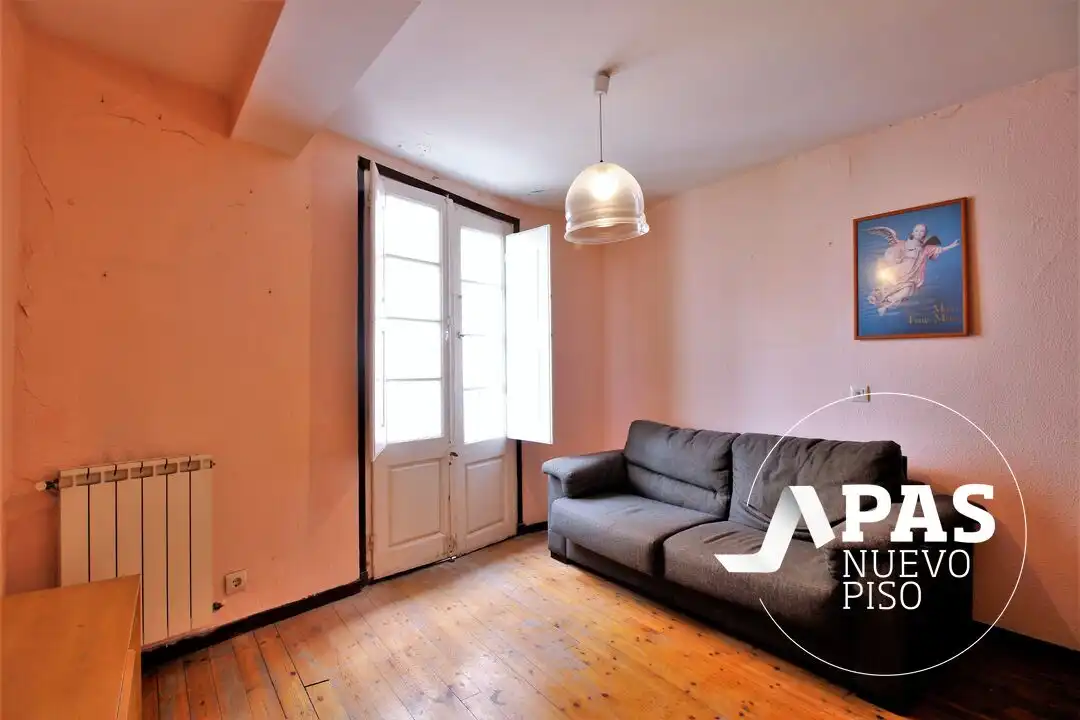 Wohnzimmer von Wohnung zum Verkauf in Santander mit Heizung und Balkon