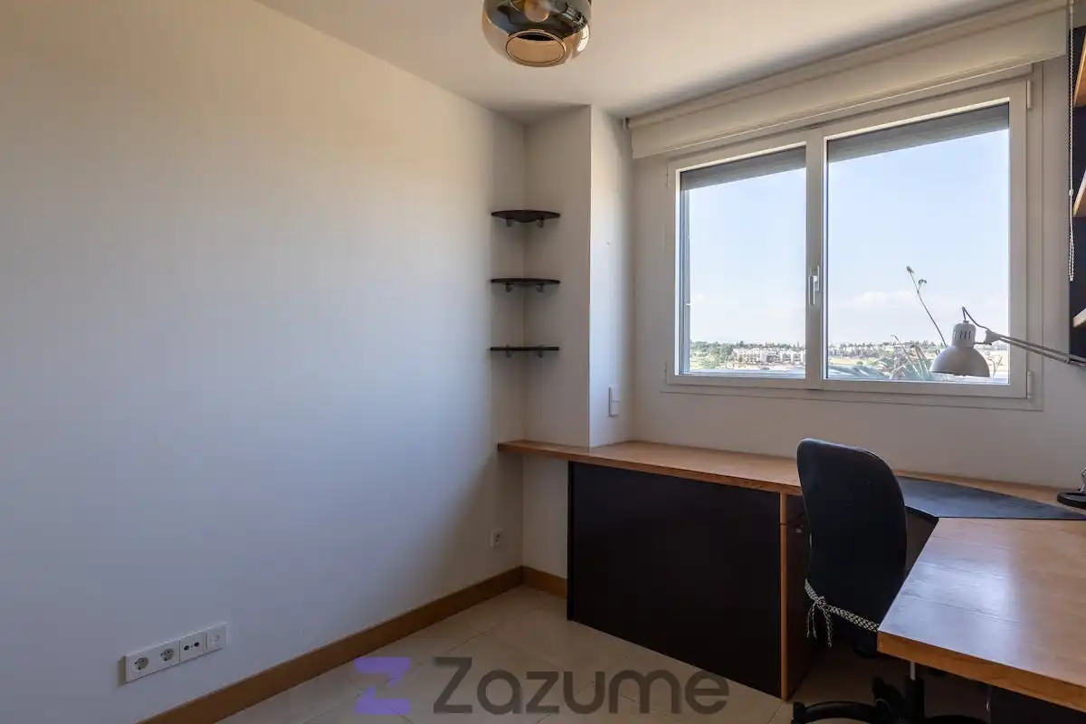 Bedroom of Flat for rent in Madrid  with Air Conditioner, Private garden and Terrace