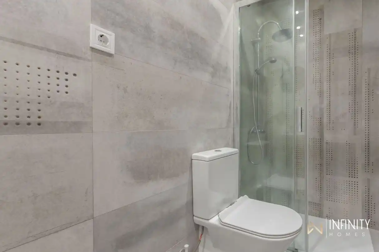 Baño de Piso de alquiler en Bilbao  con Calefacción