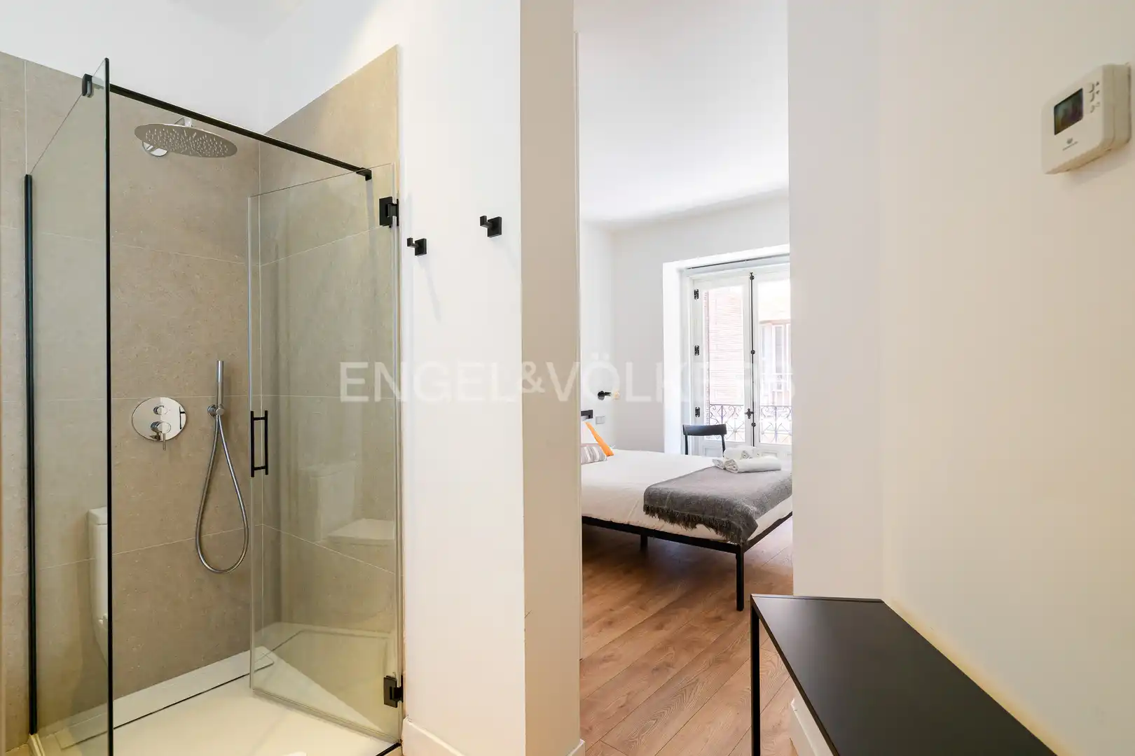Bedroom of Flat for rent in Madrid  with Air Conditioner, Heating and Furnished