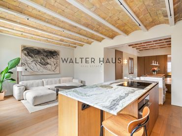 Piso con balcón en venta en Carrer d'Ausiàs Marc