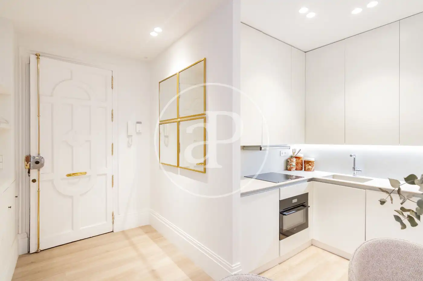 Küche von Wohnung zum Verkauf in Madrid mit Klimaanlage, Heizung und Balkon