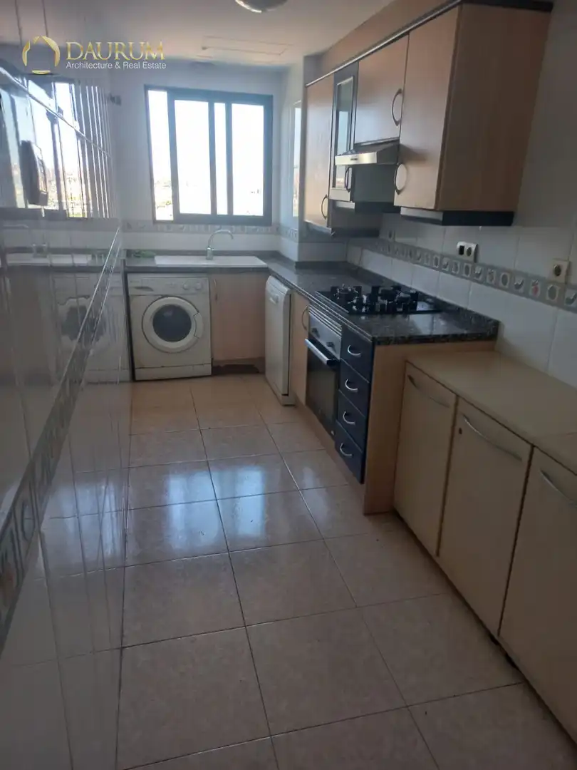 Kitchen of Flat for sale in Valencia  with Air Conditioner, Heating and Terrace