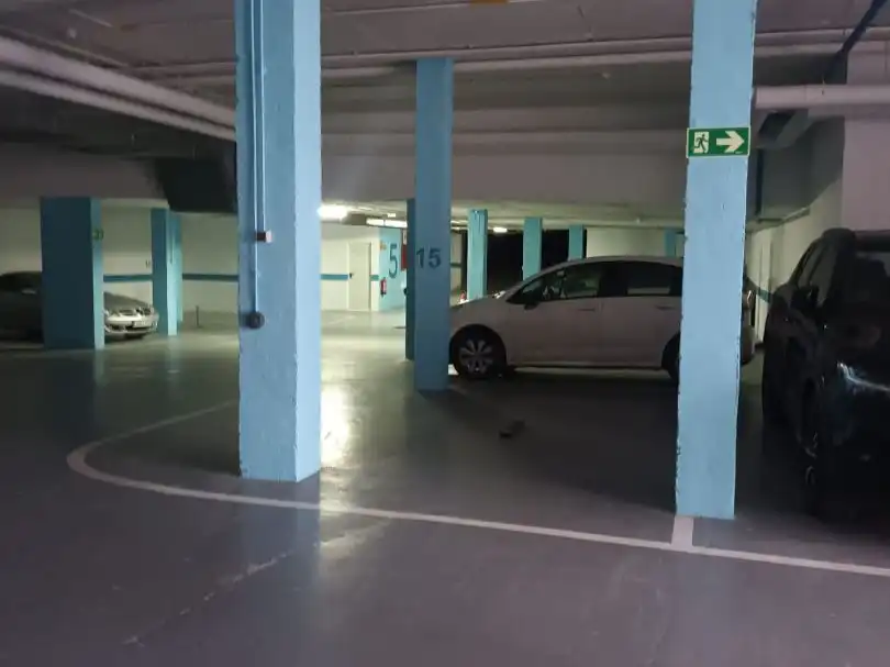 Aparcament de Garatge de lloguer en Benalmádena