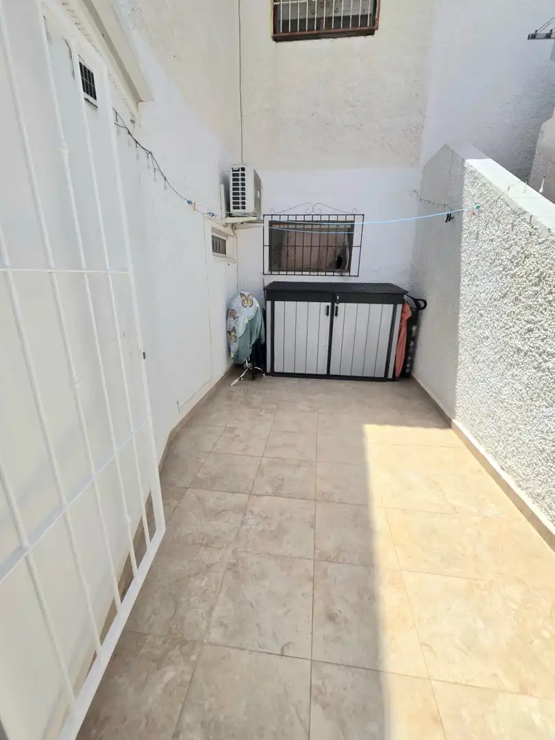 Terrassa de Casa o xalet en venda en Torrevieja amb Aire condicionat, Jardí privat i Terrassa