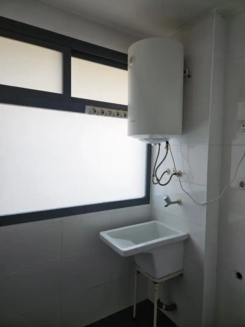 Bathroom of Flat for sale in Vinaròs  with Air Conditioner, Heating and Storage room