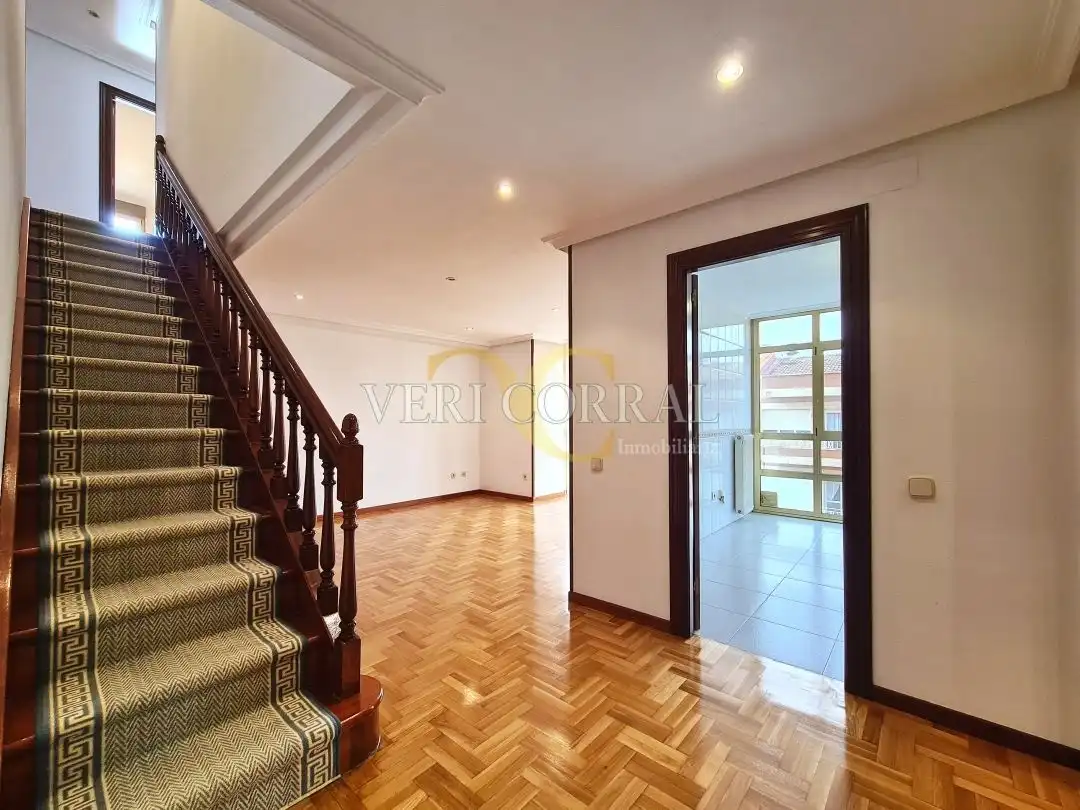 Dúplex en venta en Avenida del Llano, Llano