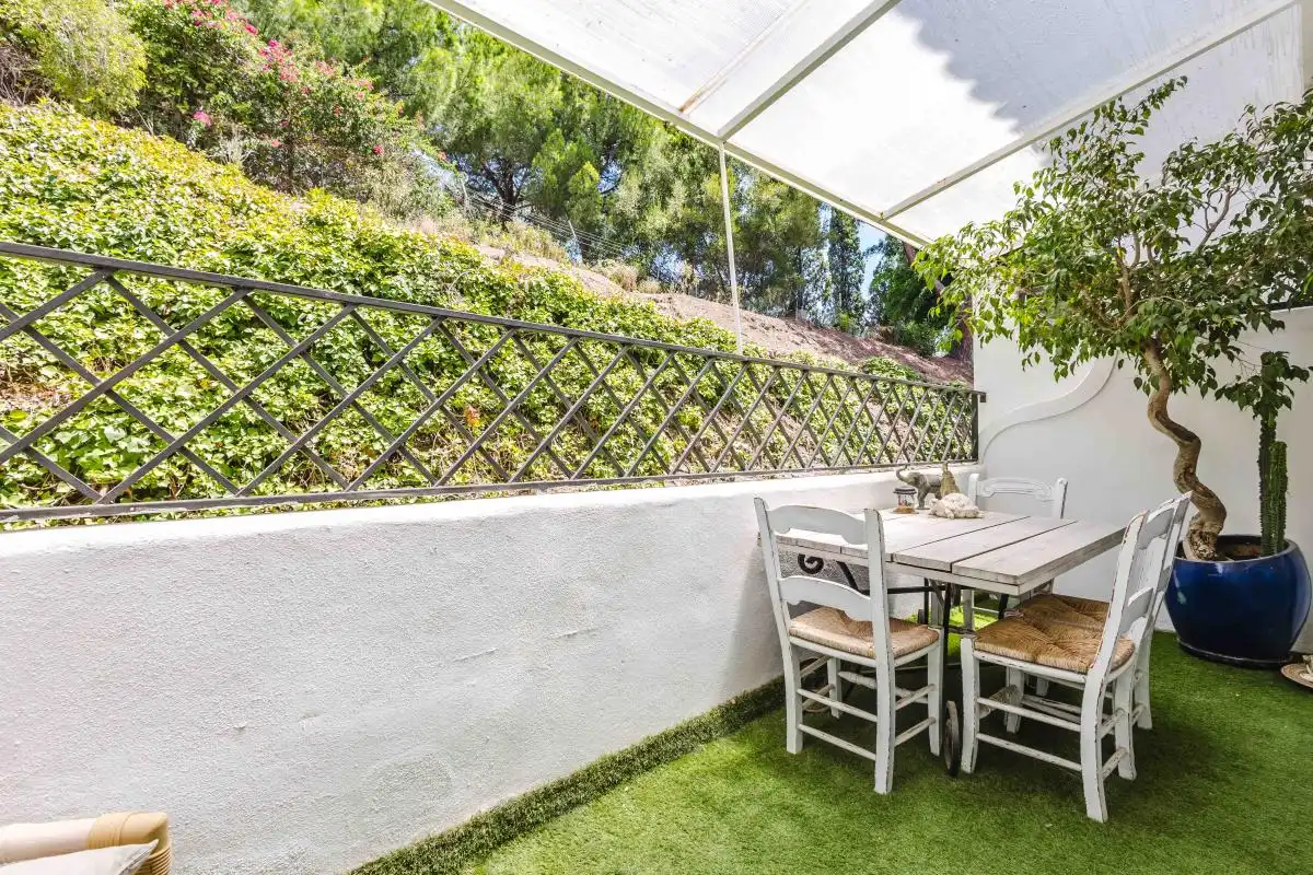 Terrassa de Pis en venda en Benahavís amb Aire condicionat, Calefacció i Jardí privat