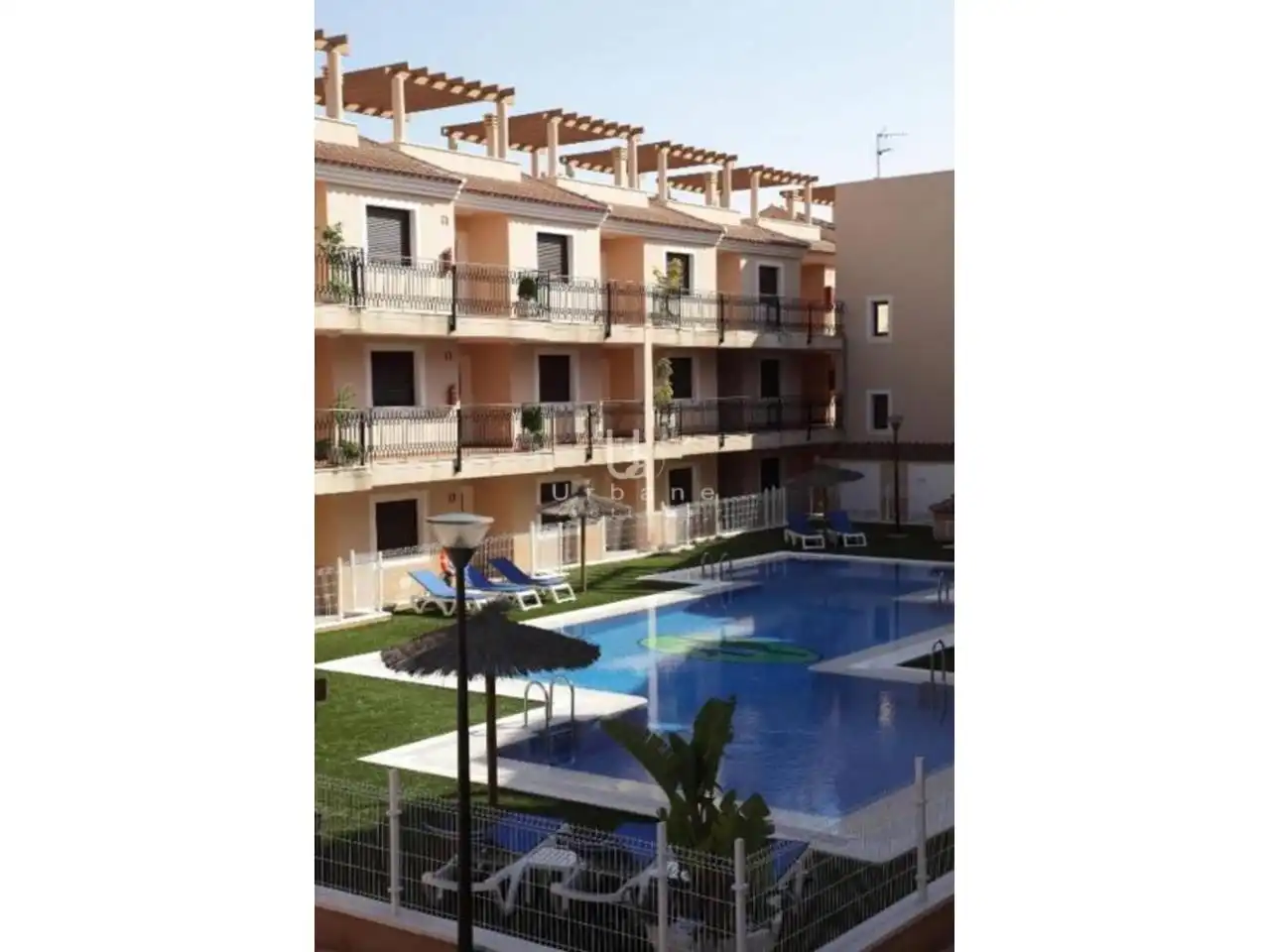 Piscina de Pis en venda en Águilas amb Aire condicionat, Terrassa i Balcó