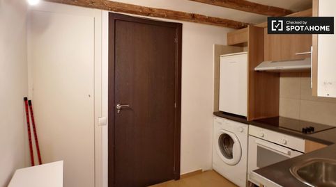 Foto 5 de Piso de alquiler en El Raval, Barcelona Capital