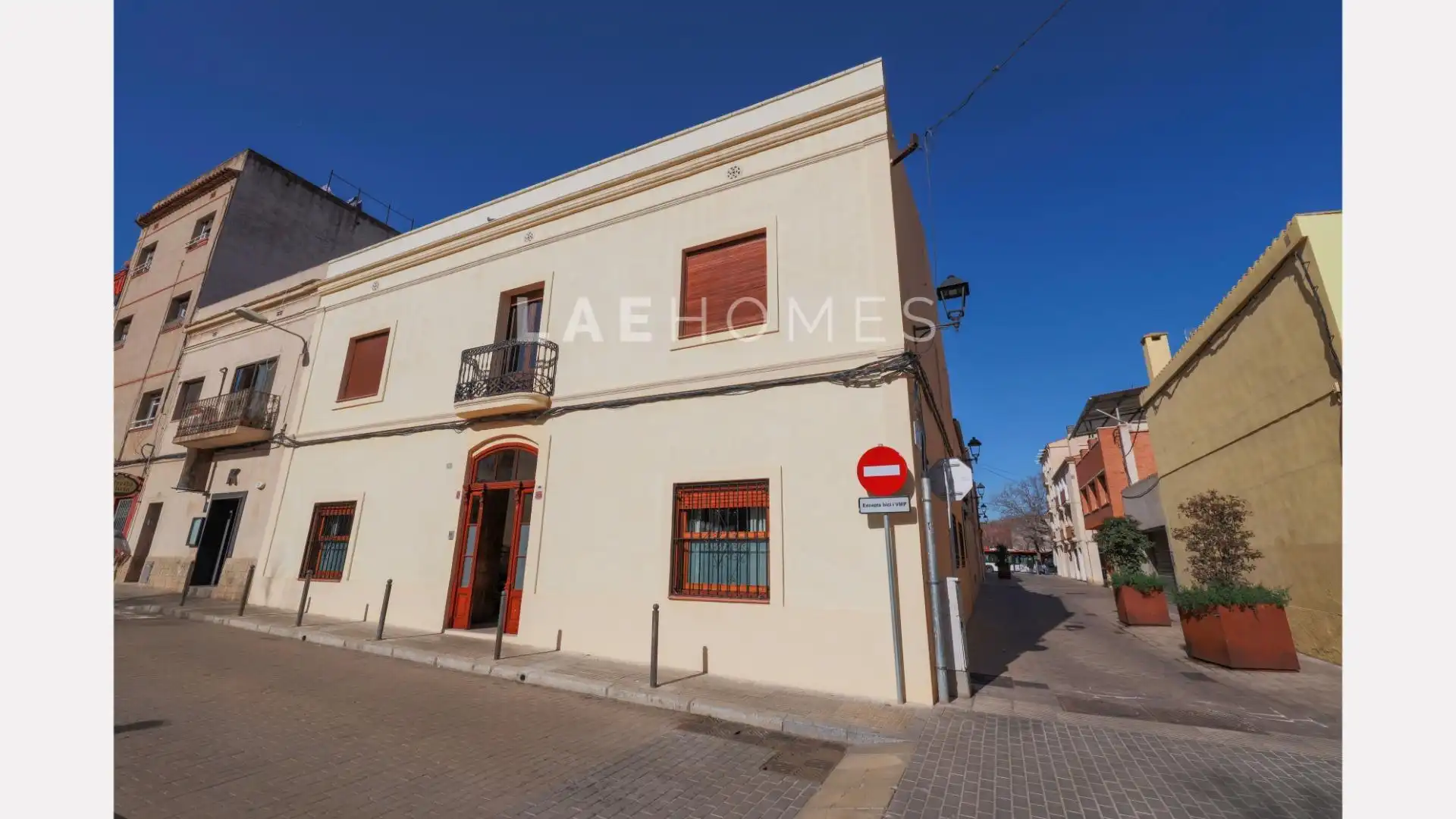 Außenansicht von Gebäude zur Miete in Sant Cugat del Vallès