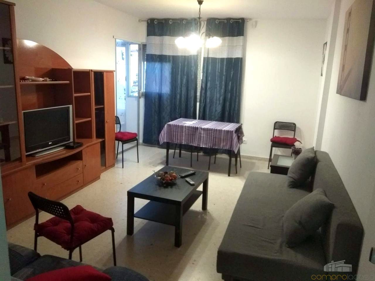 Sala d'estar de Pis en venda en Jerez de la Frontera amb Aire condicionat, Terrassa i Moblat