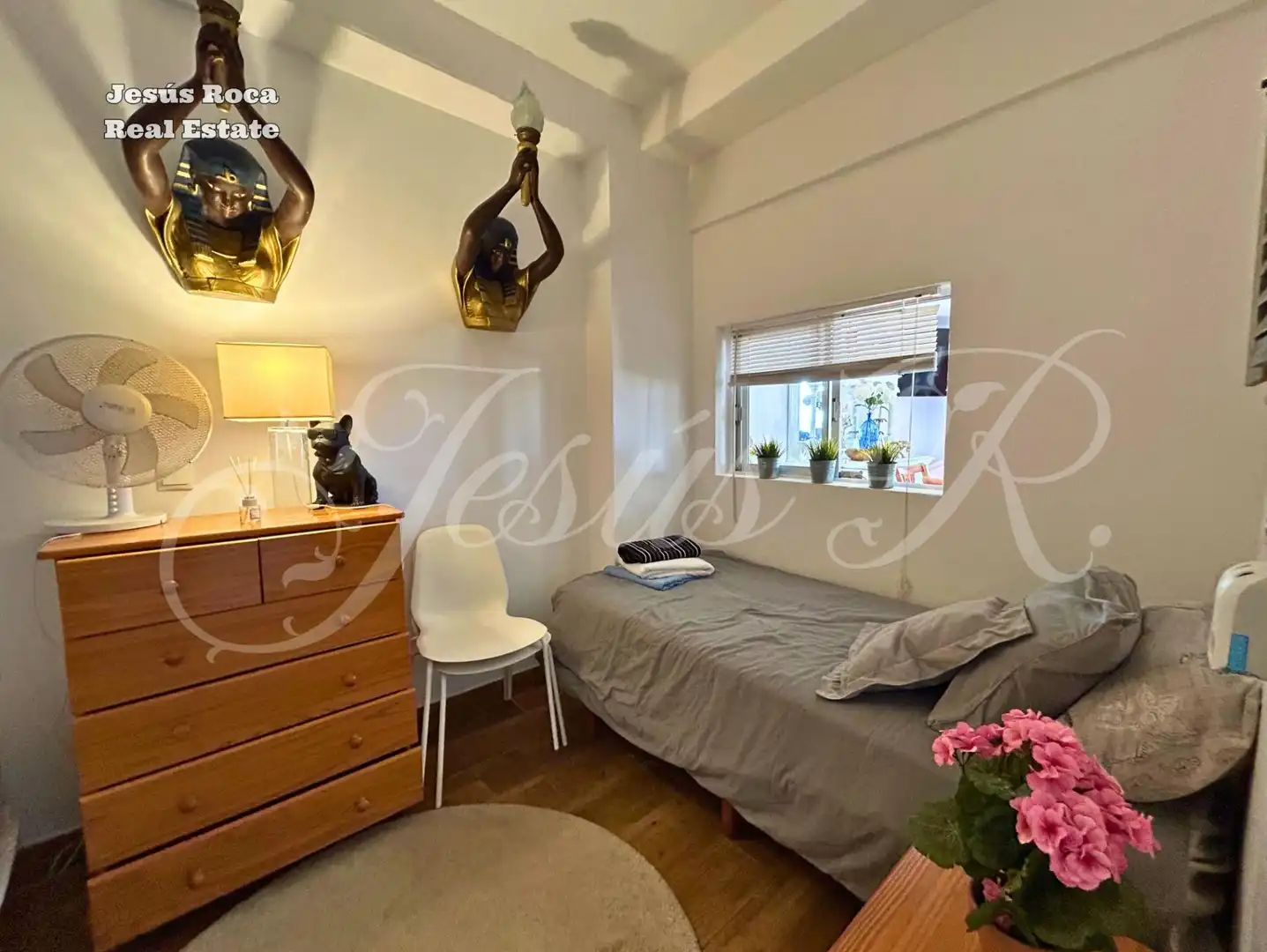 Schlafzimmer von Einfamilien-Reihenhaus zum Verkauf in Cartagena mit Klimaanlage, Heizung und Terrasse