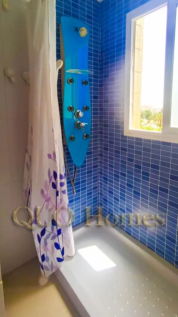 Baño de Piso en venta en Jerez de la Frontera con Amueblado, Horno y Lavadora