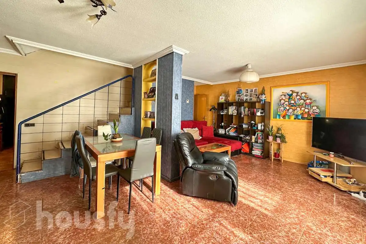 Detached homes for sale in Calle del Grabado, Sector 3