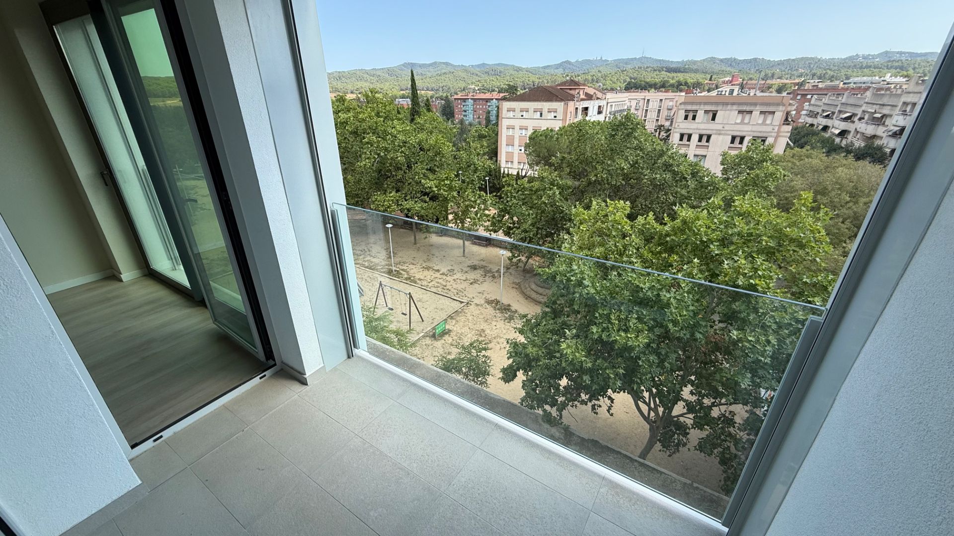 Terrace of Flat to rent in Sant Cugat del Vallès  with Air Conditioner, Heating and Parquet flooring