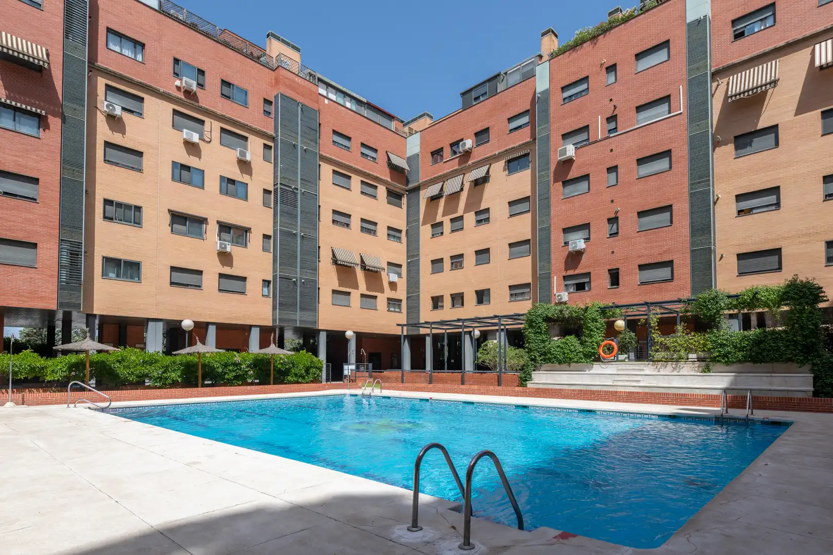 Piso en venta en Ronda de la Luna, Estación - Centro