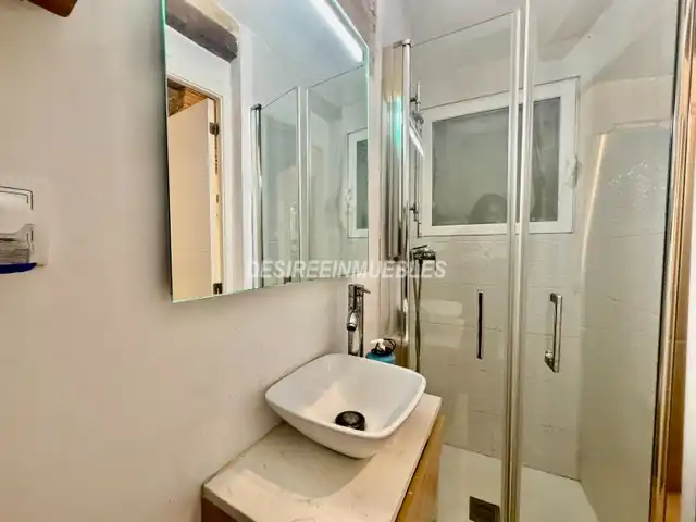 Baño de Piso de alquiler en Valencia con Aire acondicionado, Calefacción y Parquet