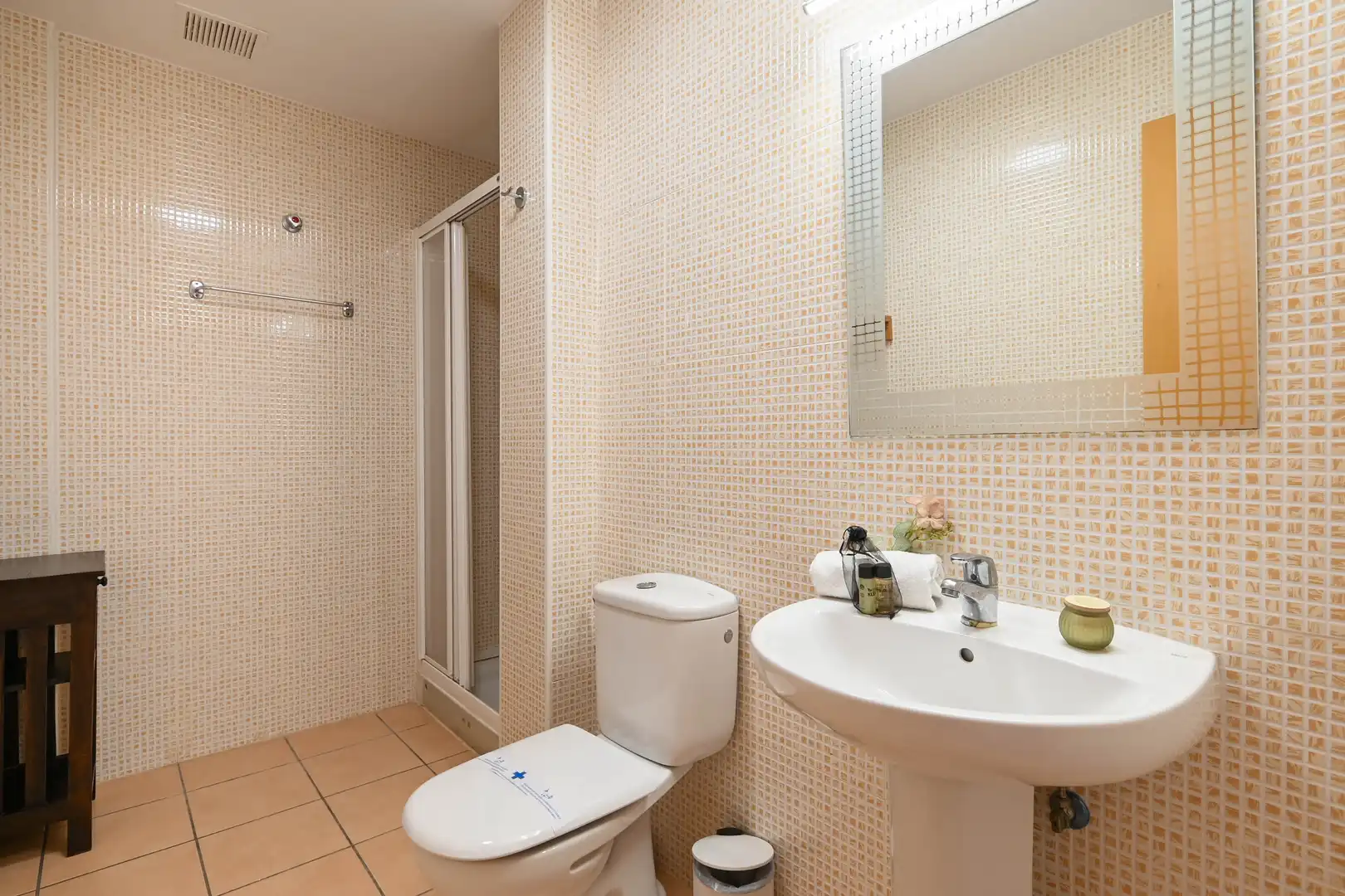 Bathroom of Duplexes for sale in Els Poblets  with Air Conditioner, Terrace and Storage room