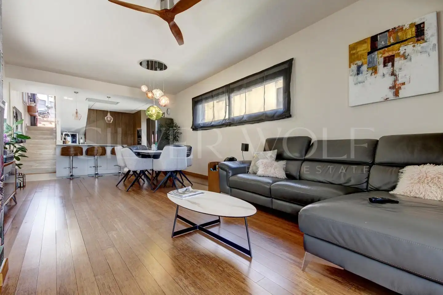 Sala d'estar de Casa o xalet en venda en Cubelles amb Aire condicionat, Calefacció i Jardí privat