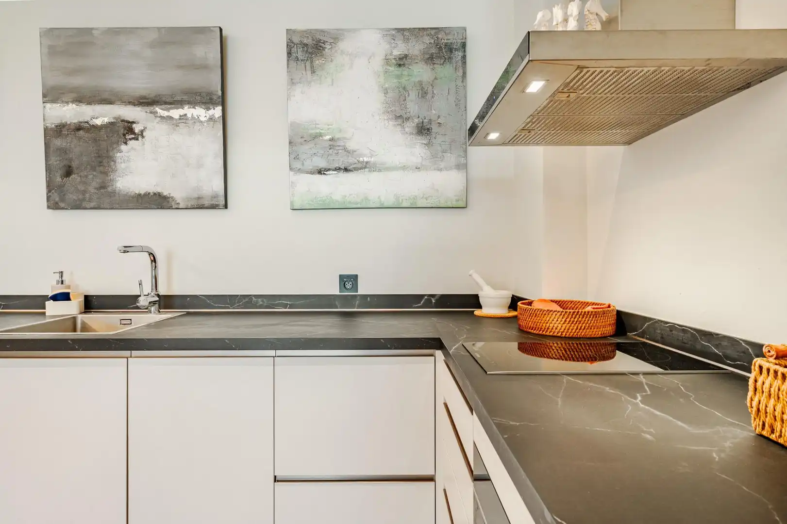 Cocina de Apartamento en venta en Estepona con Aire acondicionado, Calefacción y Amueblado
