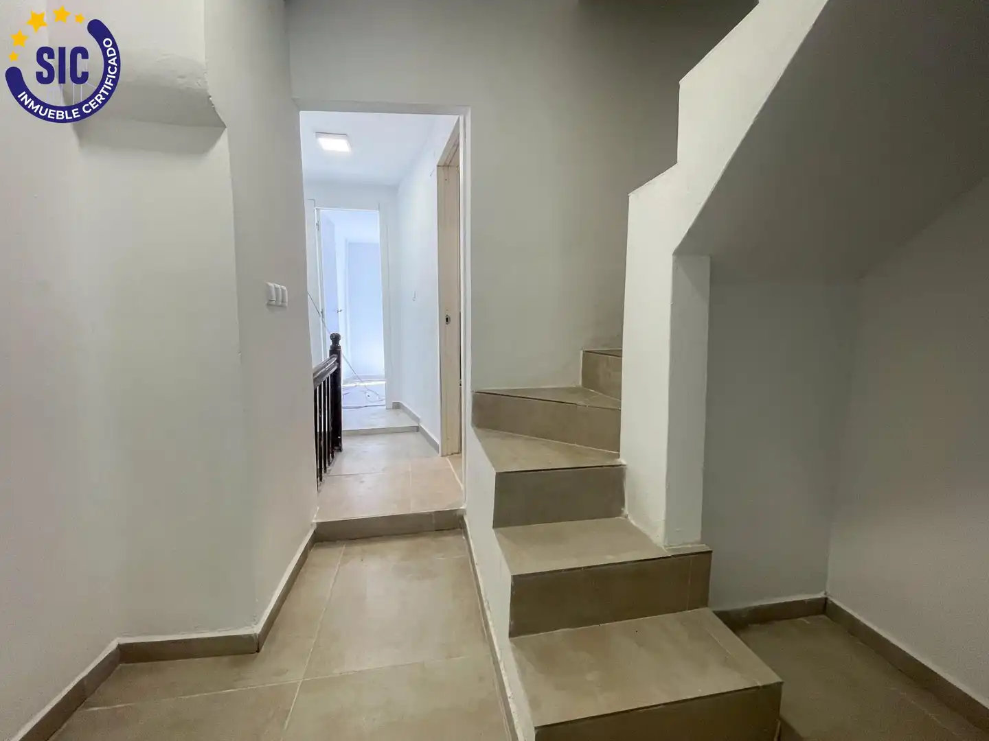 Houses for sale in Requena  with Balcony