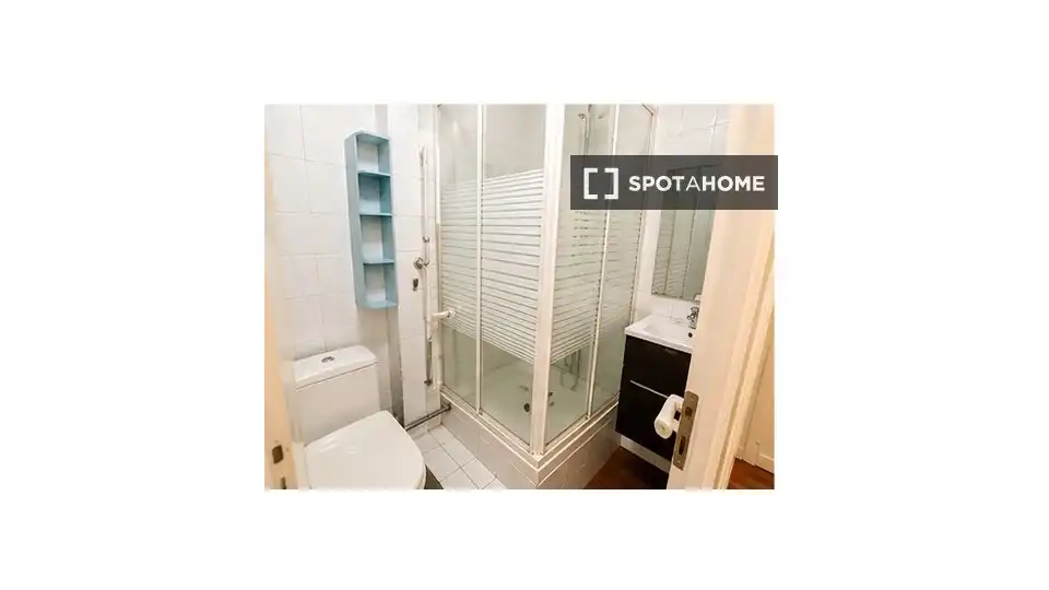Flat with terrace to rent in Ciutat Vella, imagen 8