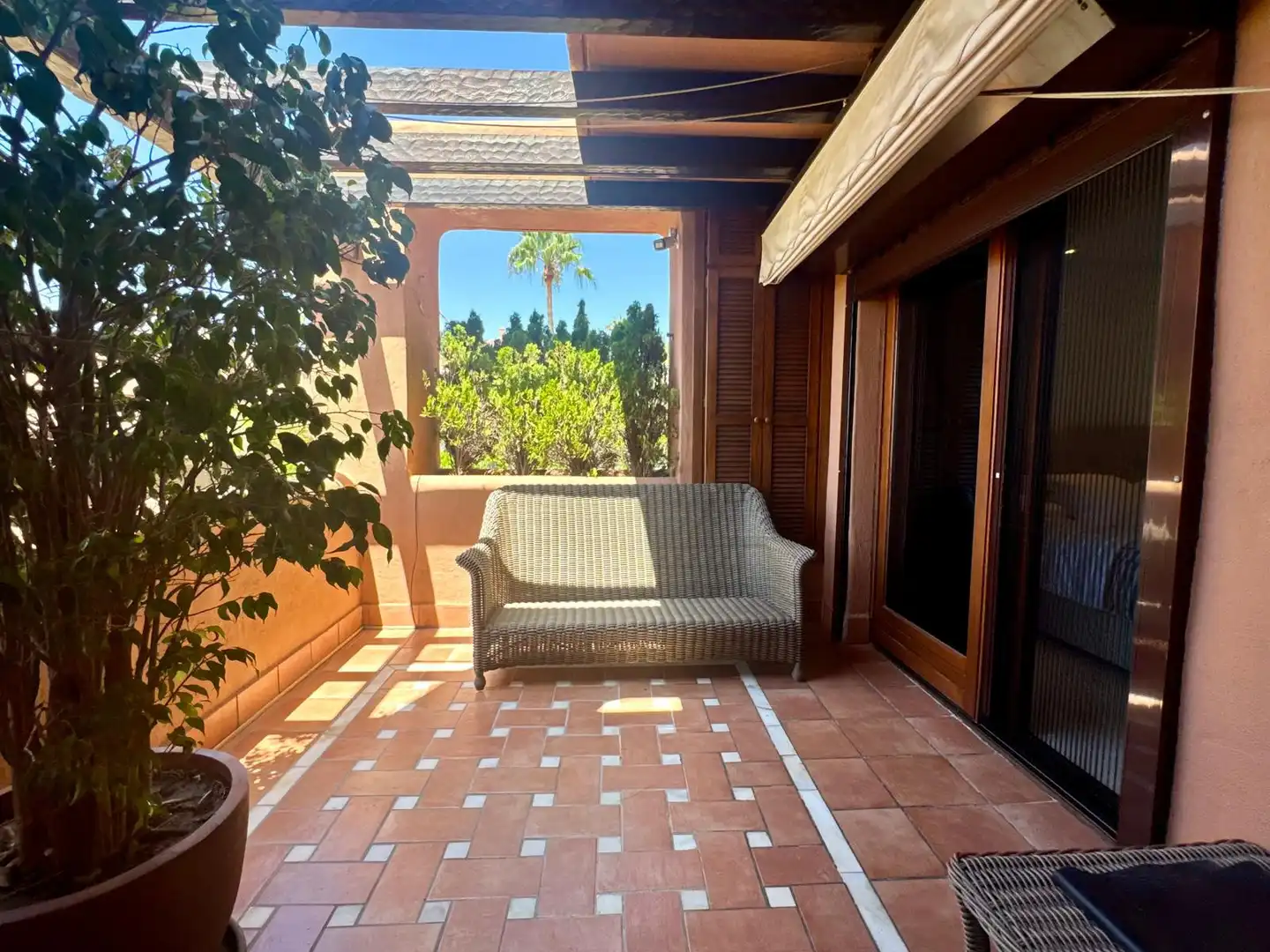 Terraza de Apartamento en venta en Estepona con Aire acondicionado, Terraza y Piscina