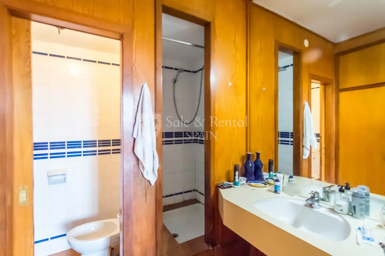 Bathroom of Flat for sale in Tossa de Mar  with Air Conditioner and Terrace