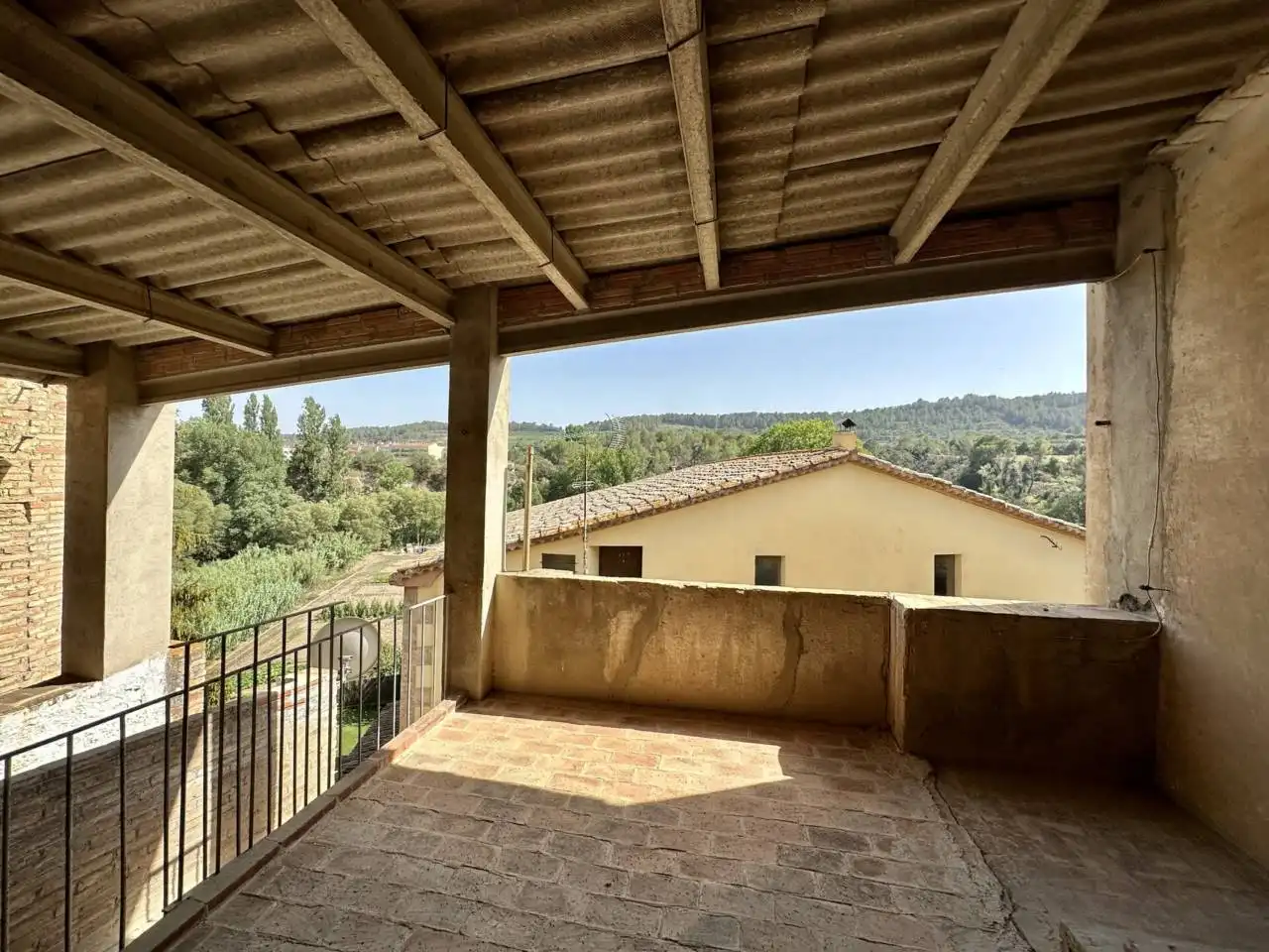 Terrassa de Casa o xalet en venda en Torrelavit